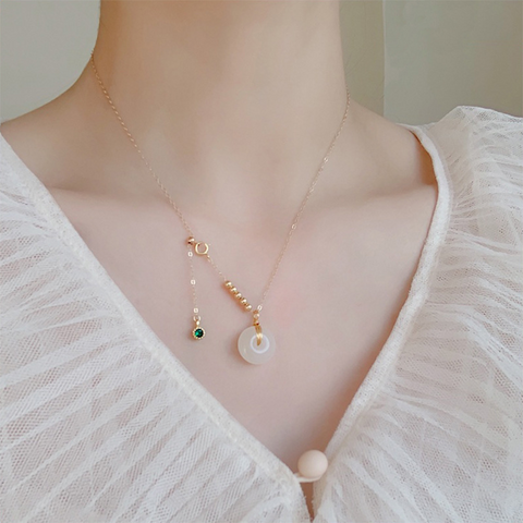 Hetian Jade Peace Buckle Pendant Necklace for Women – Minimalist Collarbone Chain Jewelry Gift