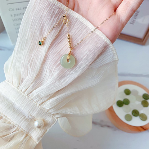 Hetian Jade Peace Buckle Pendant Necklace for Women – Minimalist Collarbone Chain Jewelry Gift