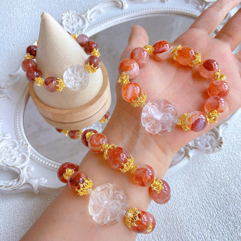 Red Adorned Spirit Fox Necklace – Large 25mm Fox, 15mm Red Flower Crystal Beads, Gold-Red Luxury Queen’s Jewelry
