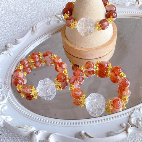 Red Adorned Spirit Fox Necklace – Large 25mm Fox, 15mm Red Flower Crystal Beads, Gold-Red Luxury Queen’s Jewelry